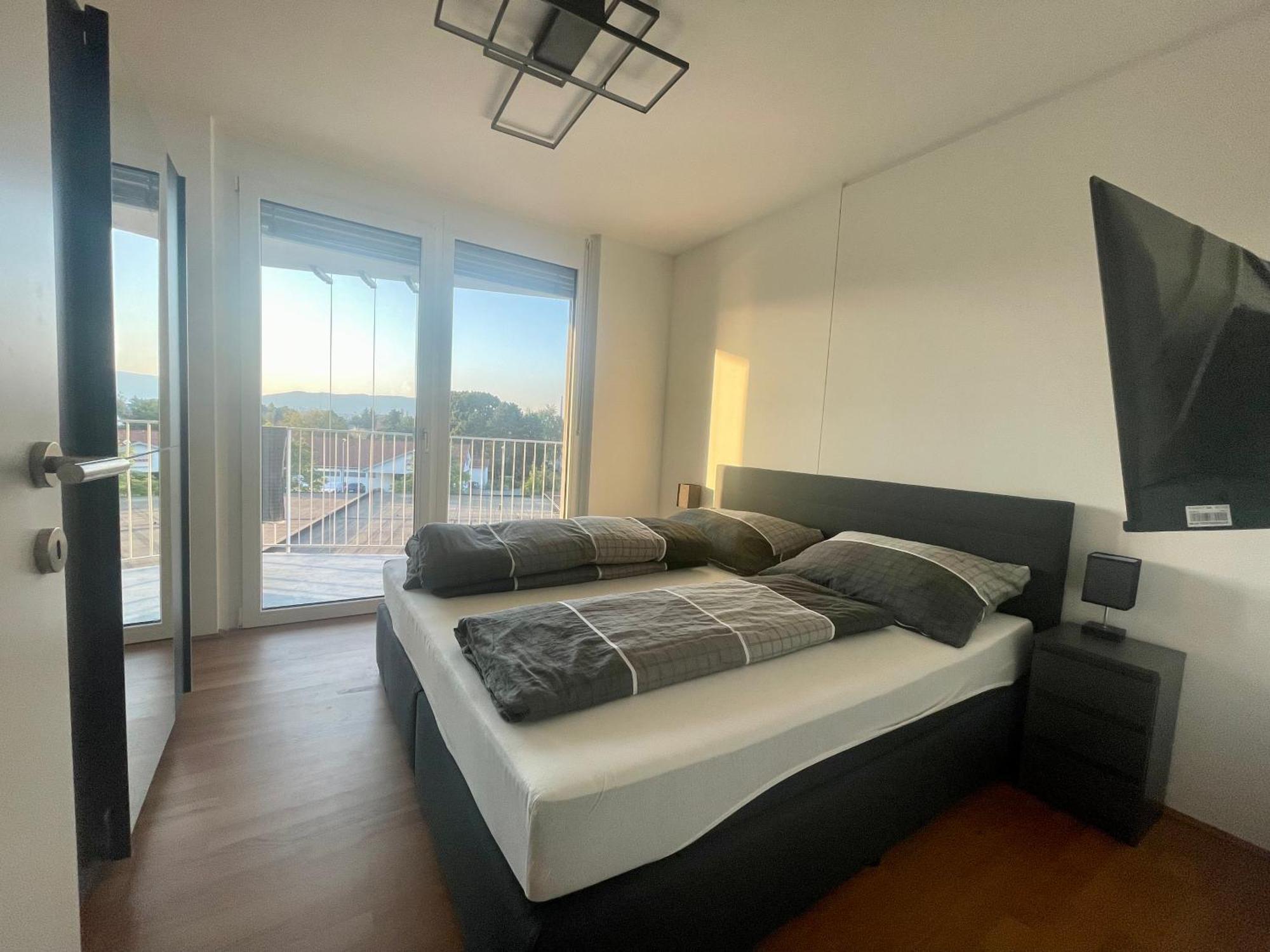 Luxusapartment Mit 40 Qm Terrasse, E-Parkplatz Und Parkplatz グラーツ エクステリア 写真