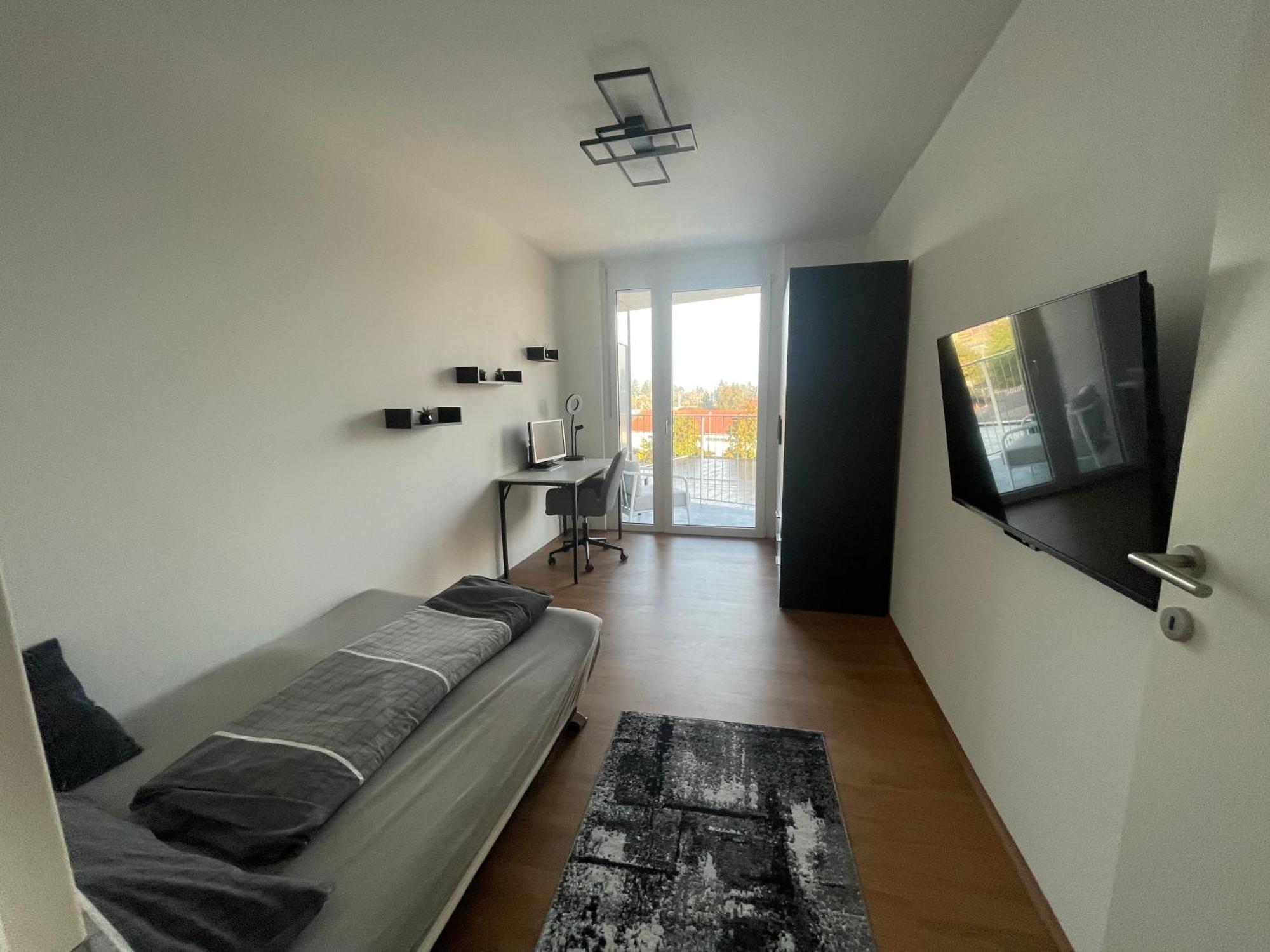 Luxusapartment Mit 40 Qm Terrasse, E-Parkplatz Und Parkplatz グラーツ エクステリア 写真