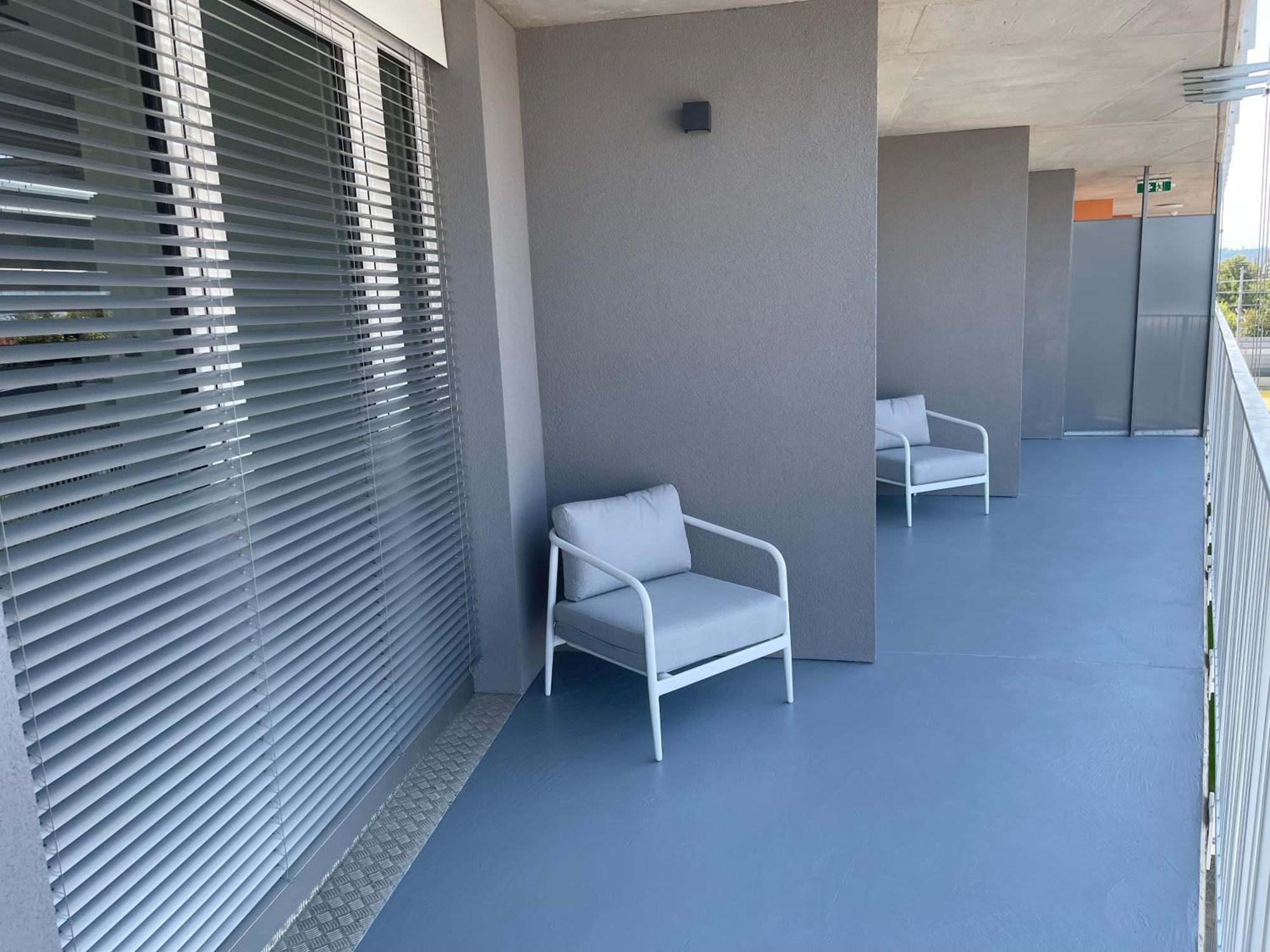 Luxusapartment Mit 40 Qm Terrasse, E-Parkplatz Und Parkplatz グラーツ エクステリア 写真